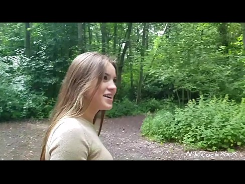 ❤️ I sugjerova Evelinës që të qihemi në një vend publik! Ajo tha po. Pastaj e qiva në byth dhe sperma në gojë. Pastaj ajo u inatos veten. ️❌ Video e ndyrë  tek ne ❌